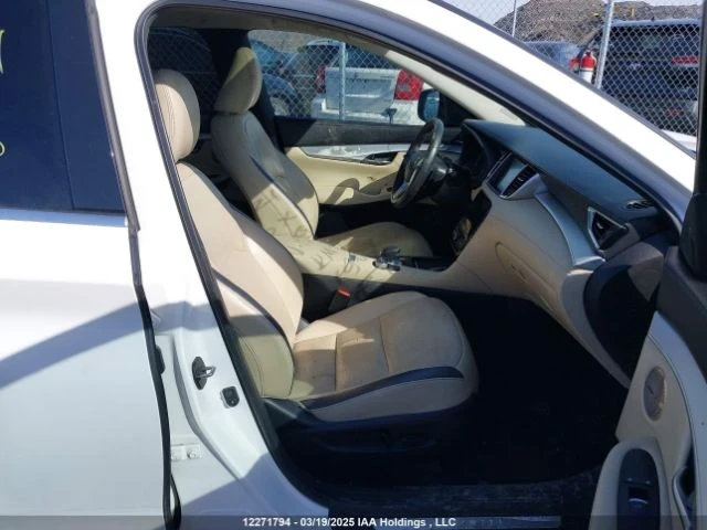 Infiniti QX50, снимка 11 - Автомобили и джипове - 53786722