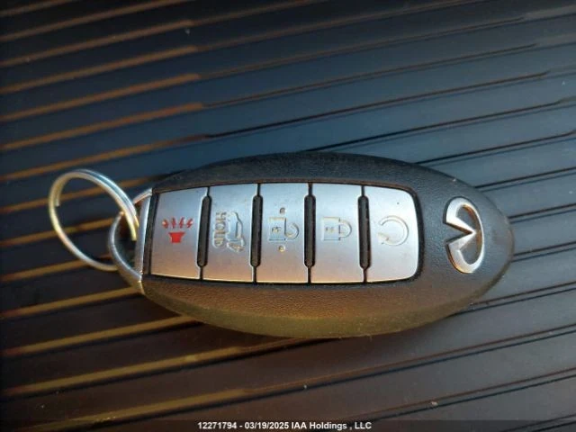 Infiniti QX50, снимка 3 - Автомобили и джипове - 53786722