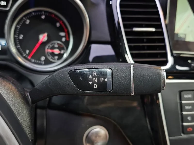 Mercedes-Benz GLE D 4Matic, снимка 9 - Автомобили и джипове - 55103044