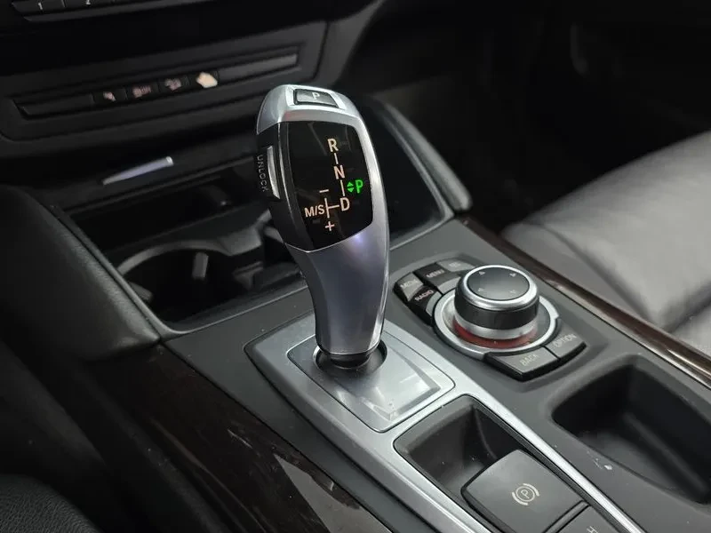 BMW X6 3.0D, снимка 9 - Автомобили и джипове - 55358183