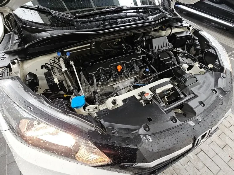 Honda Hr-v 1.8 Бензин, снимка 13 - Автомобили и джипове - 55572030