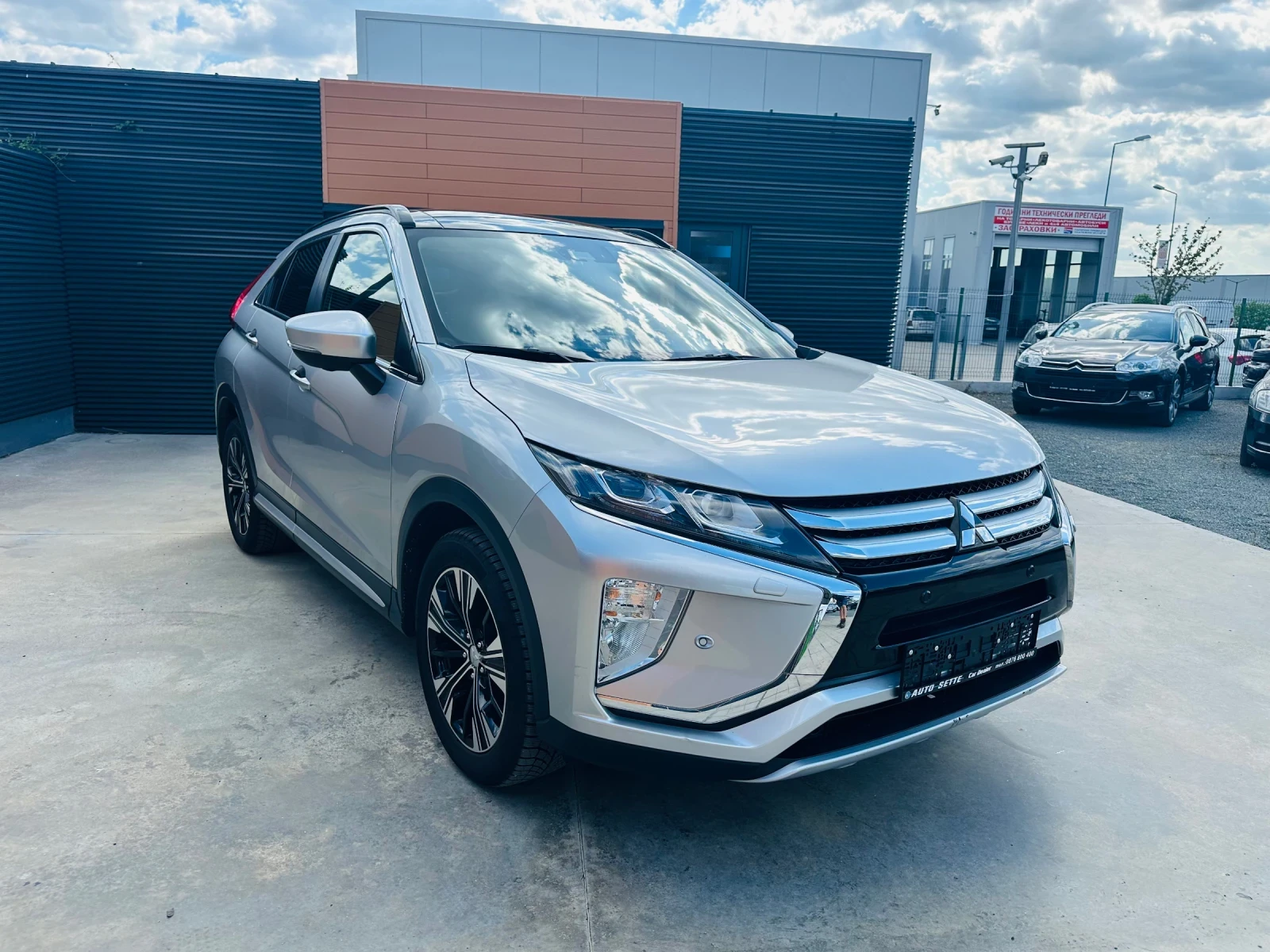 Mitsubishi Eclipse Cross Navi/Keyless/Камера/Панорама - изображение 3