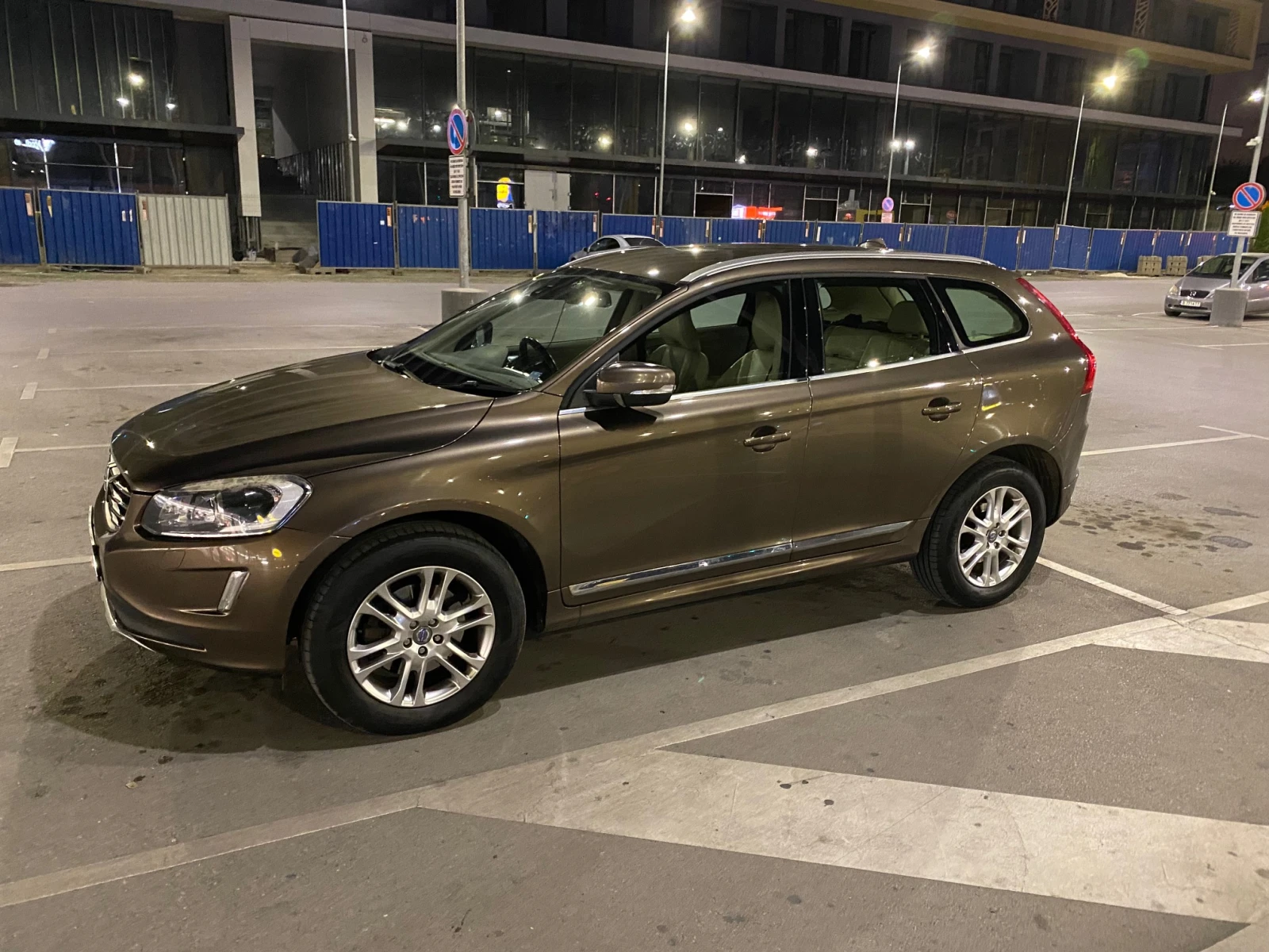 Volvo XC60 LUX - изображение 2