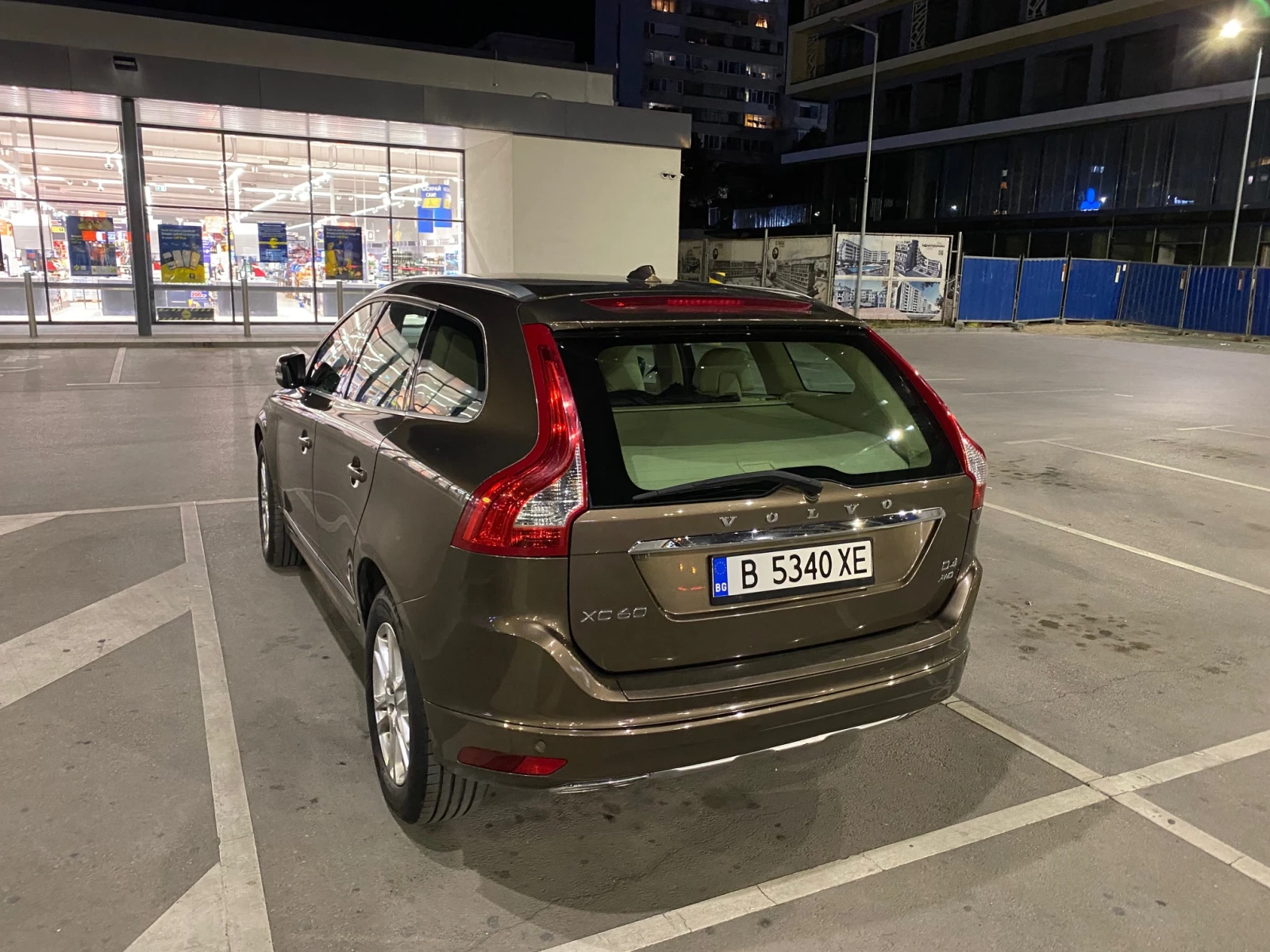 Volvo XC60 LUX - изображение 6