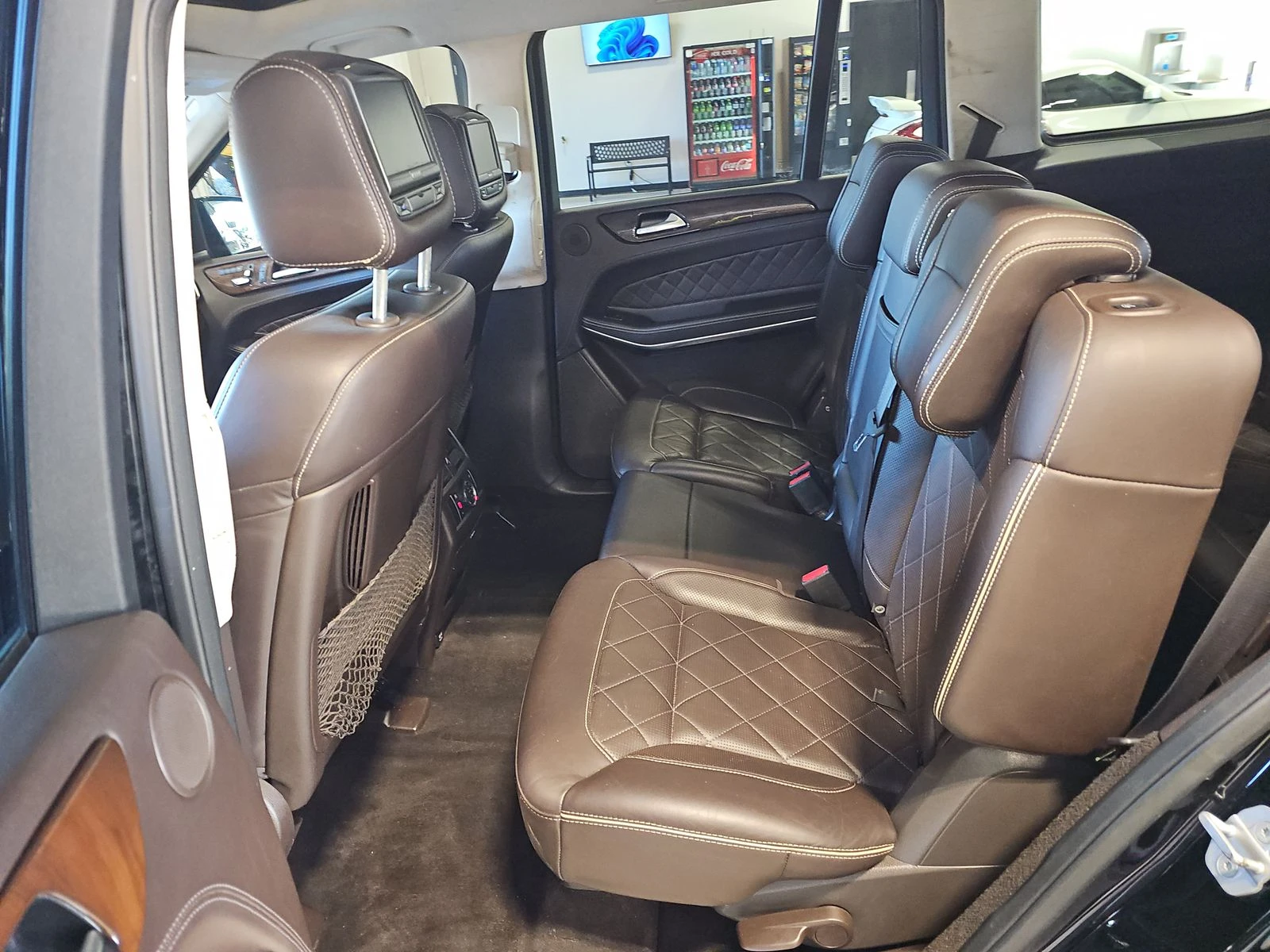 Mercedes-Benz GLS 500 4MATIC* designo* DISTRONIC* PANORAMA* Massage*  | Mobile.bg   11