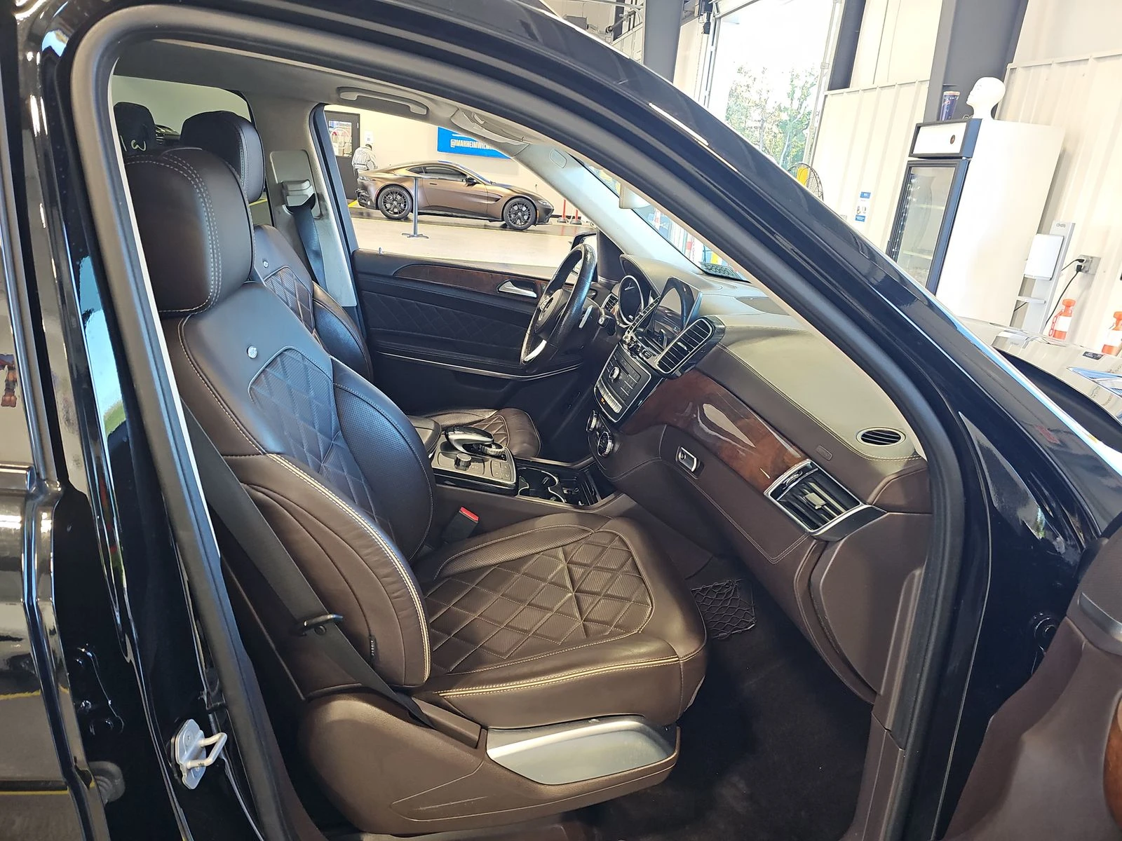 Mercedes-Benz GLS 500 4MATIC* designo* DISTRONIC* PANORAMA* Massage*  | Mobile.bg   10