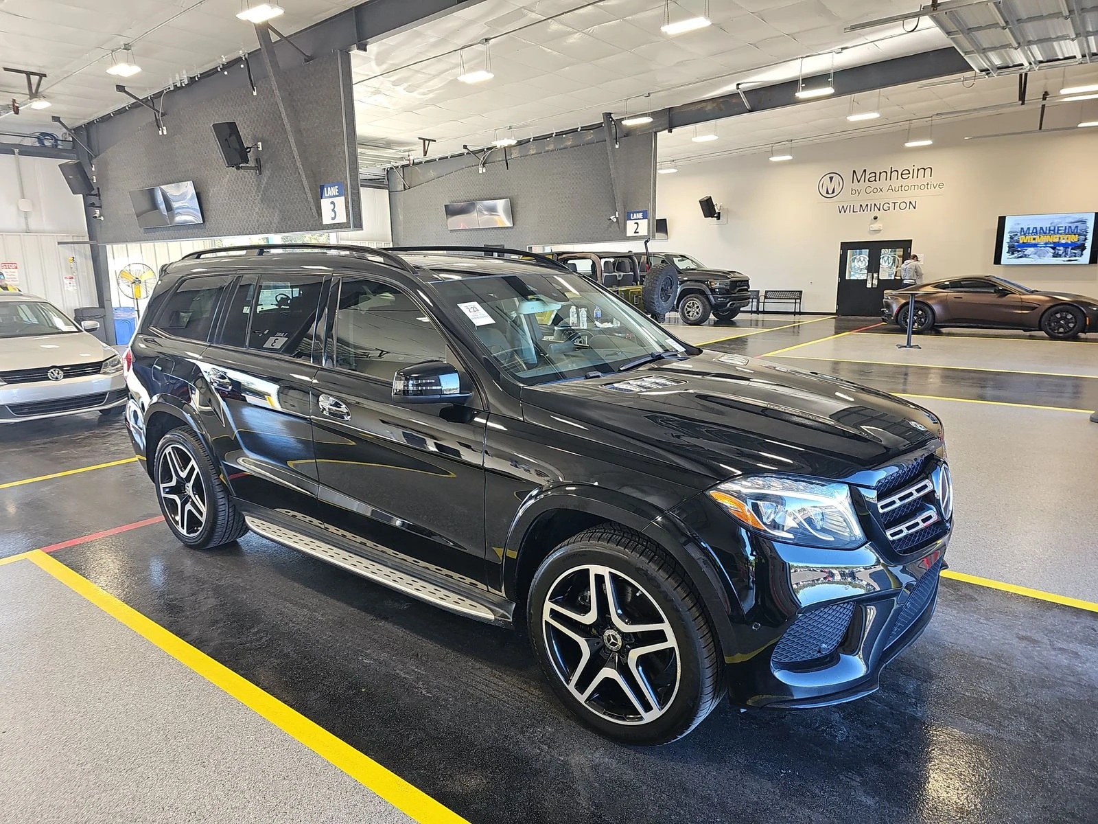 Mercedes-Benz GLS 500 4MATIC* designo* DISTRONIC* PANORAMA* Massage*  | Mobile.bg   2