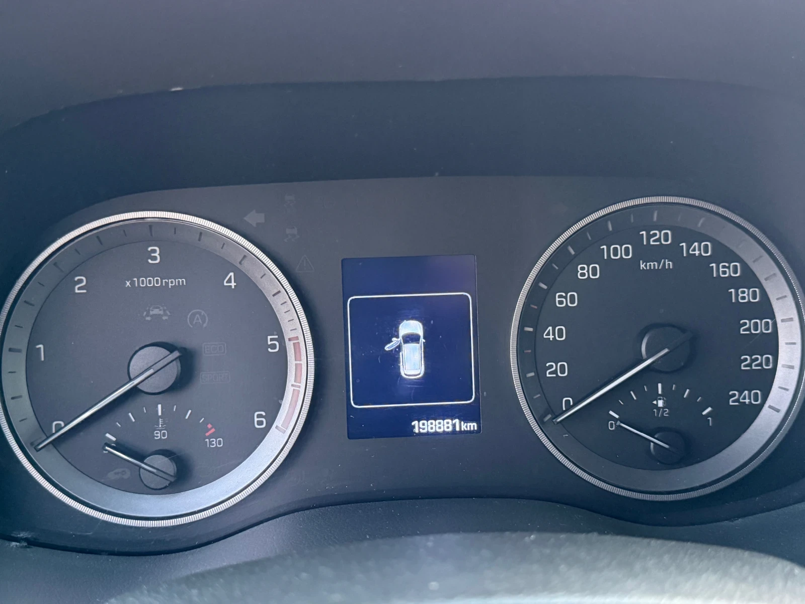 Hyundai Tucson // | Mobile.bg   16