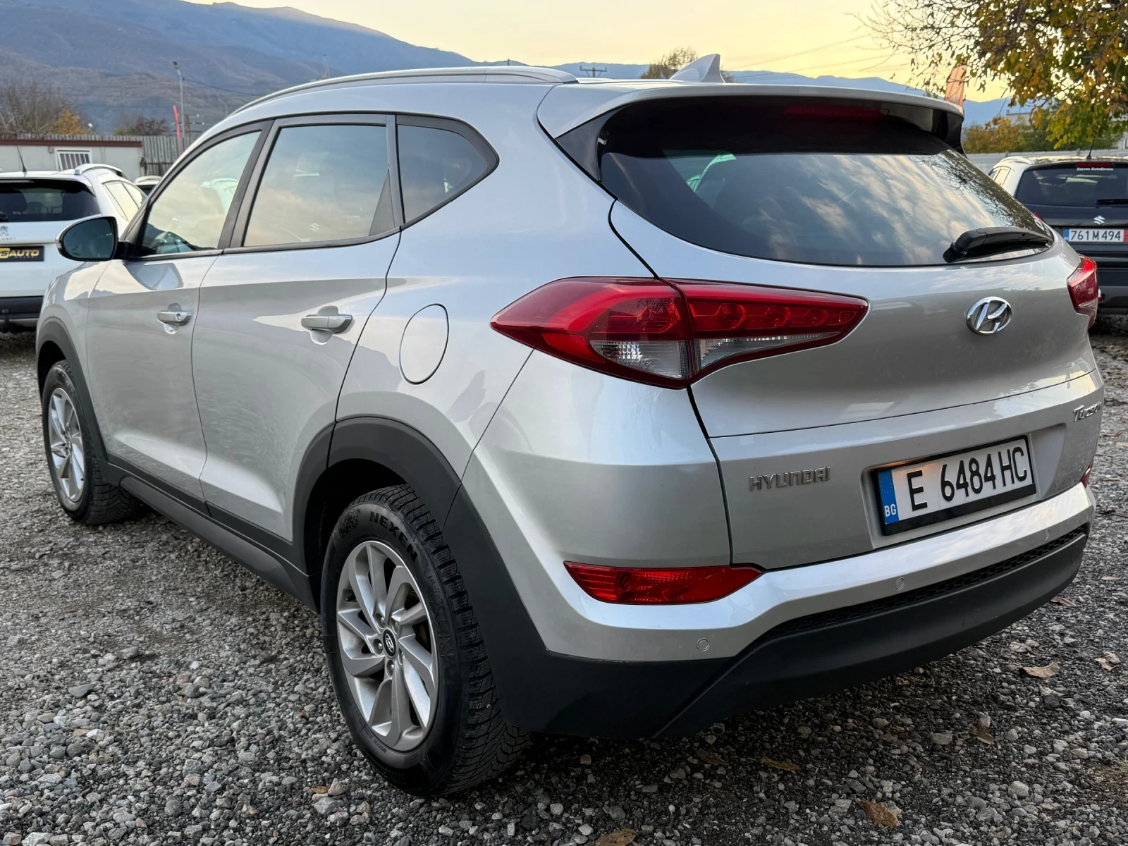 Hyundai Tucson // | Mobile.bg   3