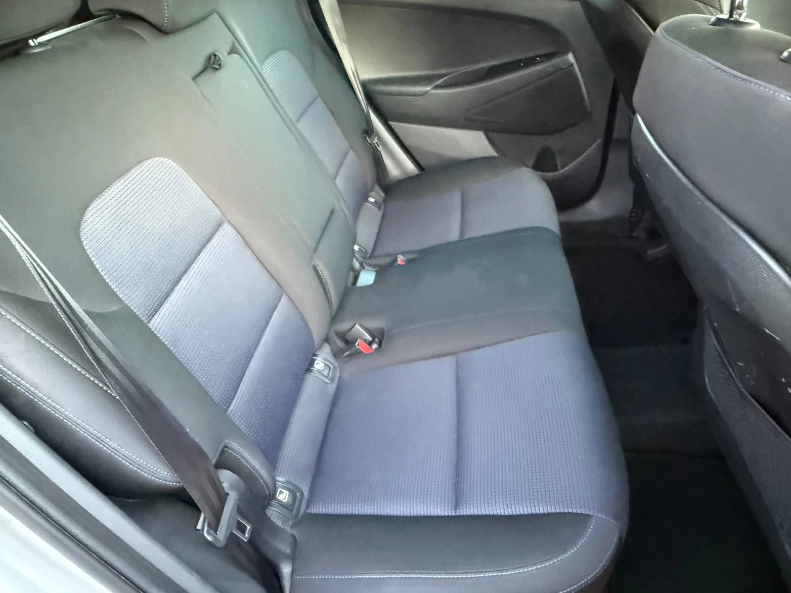 Hyundai Tucson // | Mobile.bg   14