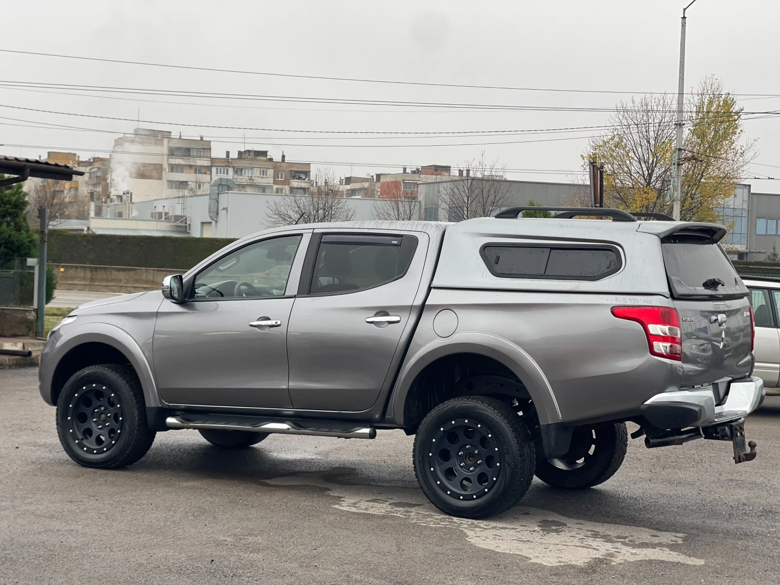 Mitsubishi L200 2.4Di-D 4x4 - изображение 3