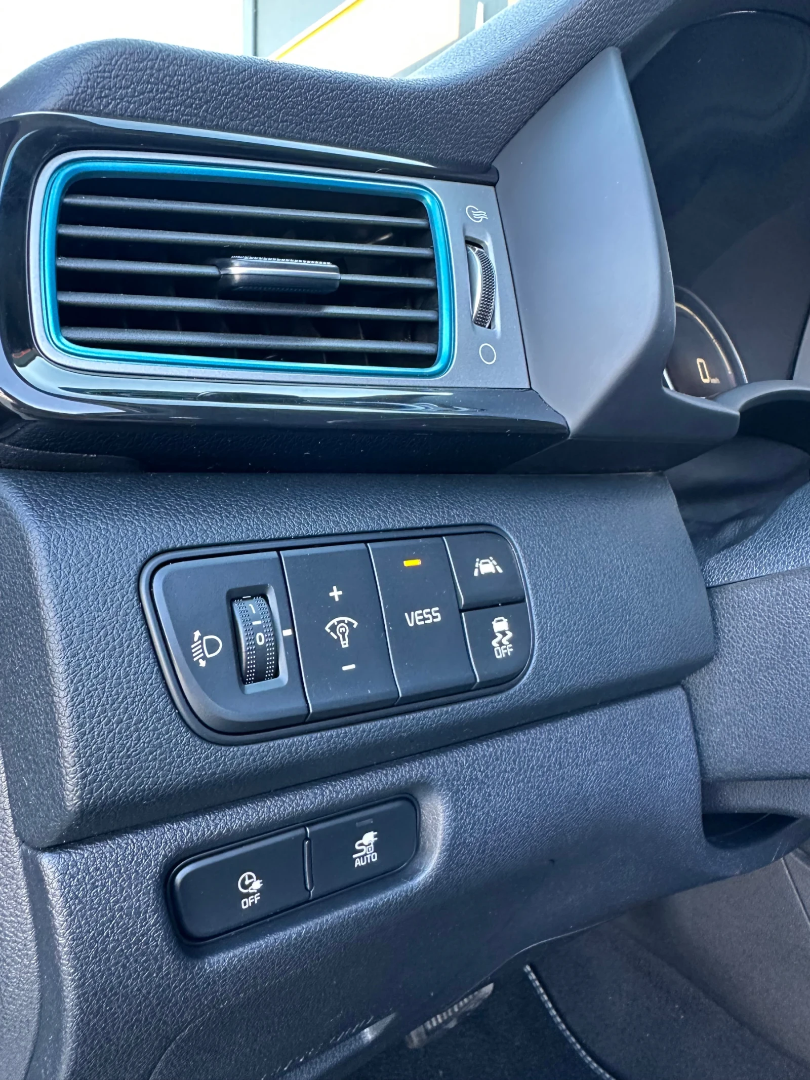 Kia Niro 64kw Active 100% SoH НАЛИЧНА , снимка 7 - Автомобили и джипове - 53957110