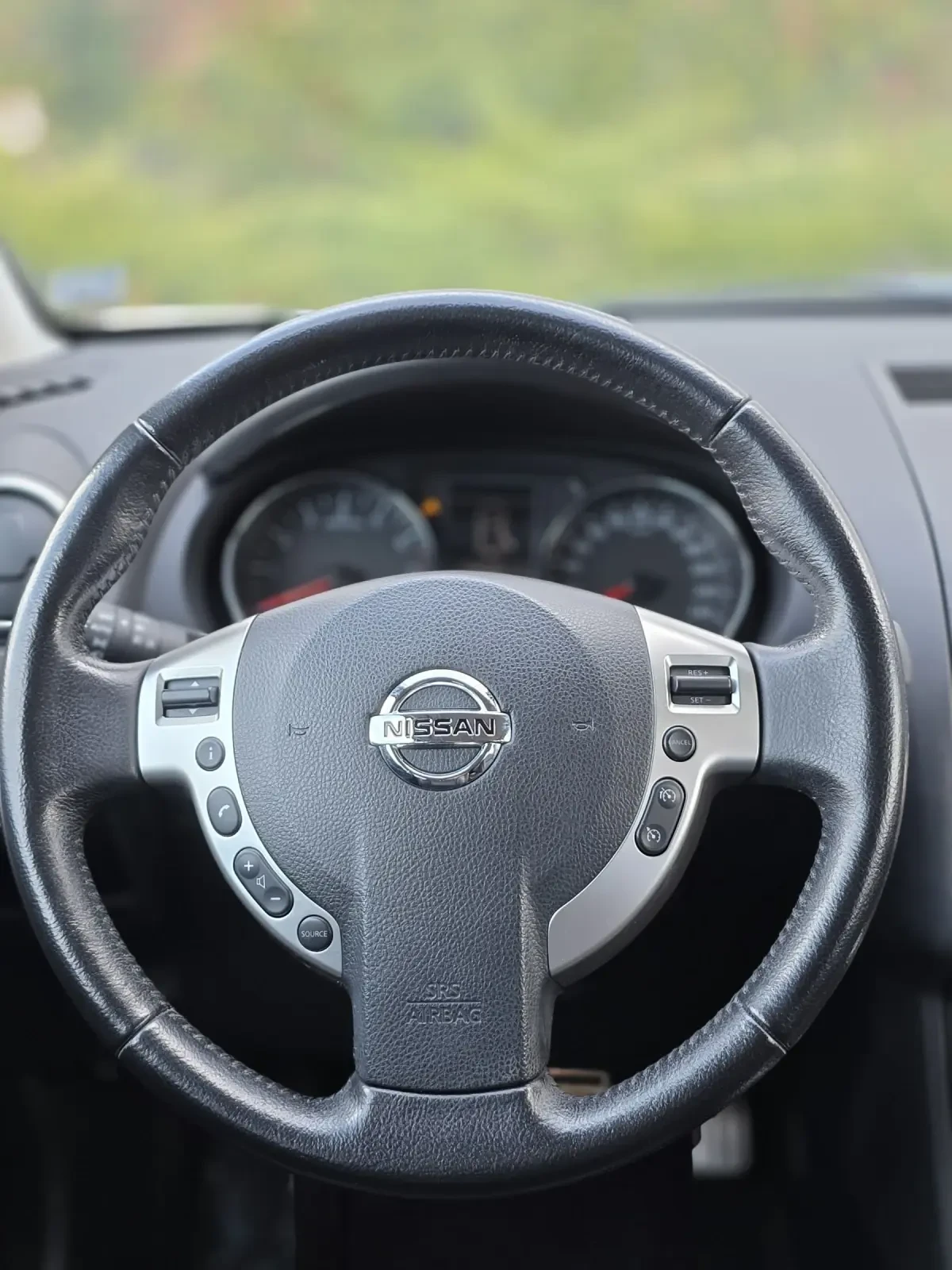 Nissan Qashqai Tekna 2.0i 4x4 6+ 1 ����� ������ � �����  | Mobile.bg � ����������� 15