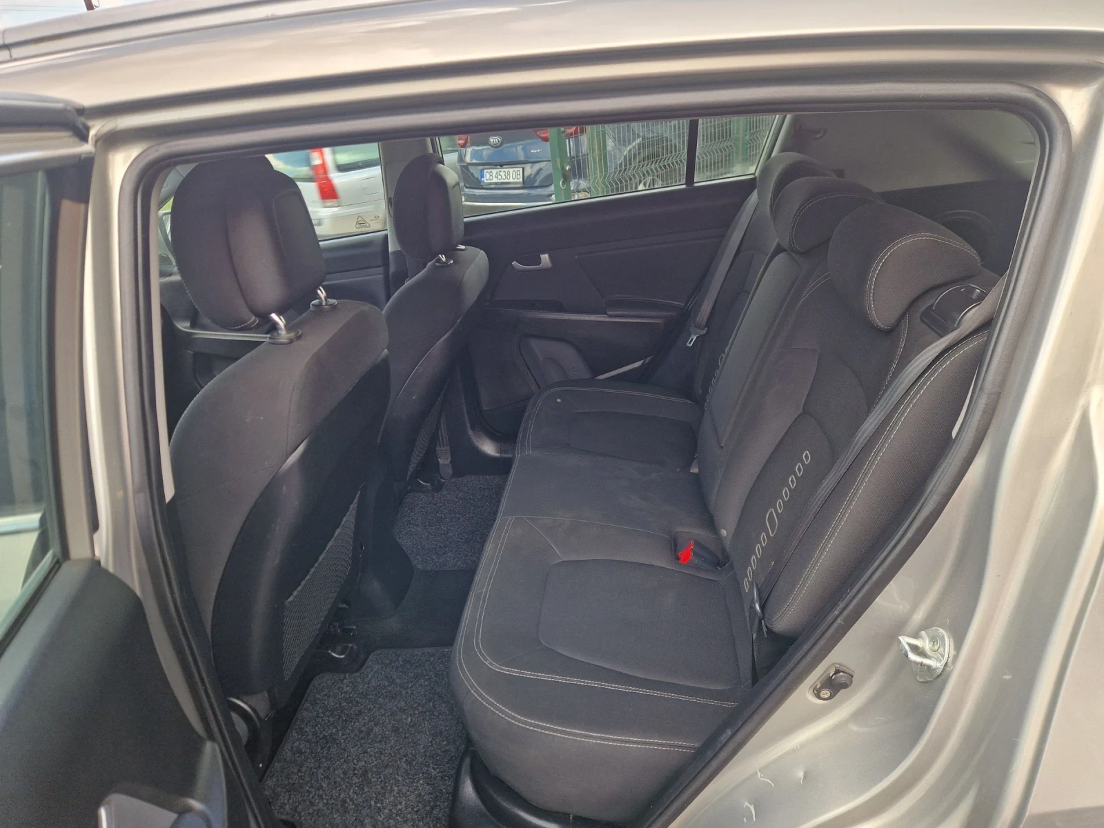 Kia Sportage 2.0CRDI 136HP.4X4 ITALIA, снимка 11 - Автомобили и джипове - 54747496