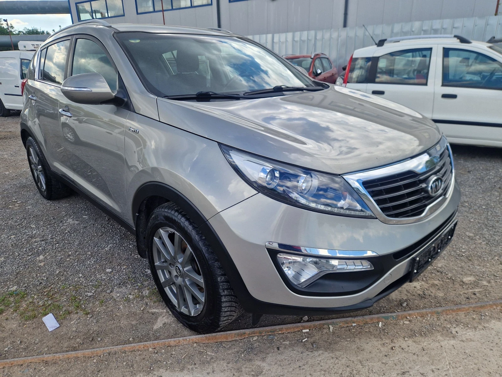 Kia Sportage 2.0CRDI 136HP.4X4 ITALIA, снимка 8 - Автомобили и джипове - 54747496