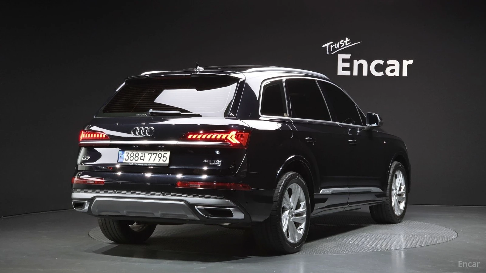 Audi Q7 ПАМЕТ* ОБДУХВАНЕ* 360 КАМЕРА* ПАНО* HEADUP, снимка 2 - Автомобили и джипове - 55623966