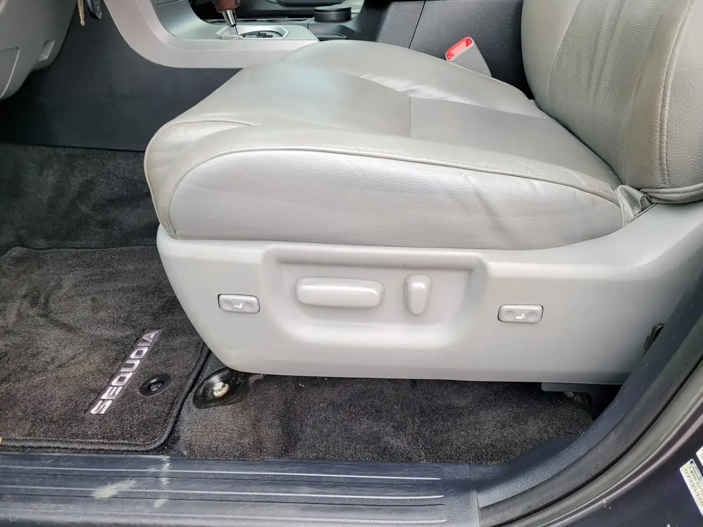 Toyota Sequoia 5.7* V8* PLATINUM* �������* ���������* ������* JBL | Mobile.bg � ����������� 13