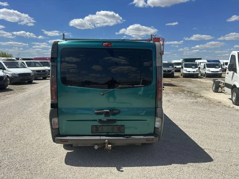 Opel Vivaro, снимка 6 - Бусове и автобуси - 41840044