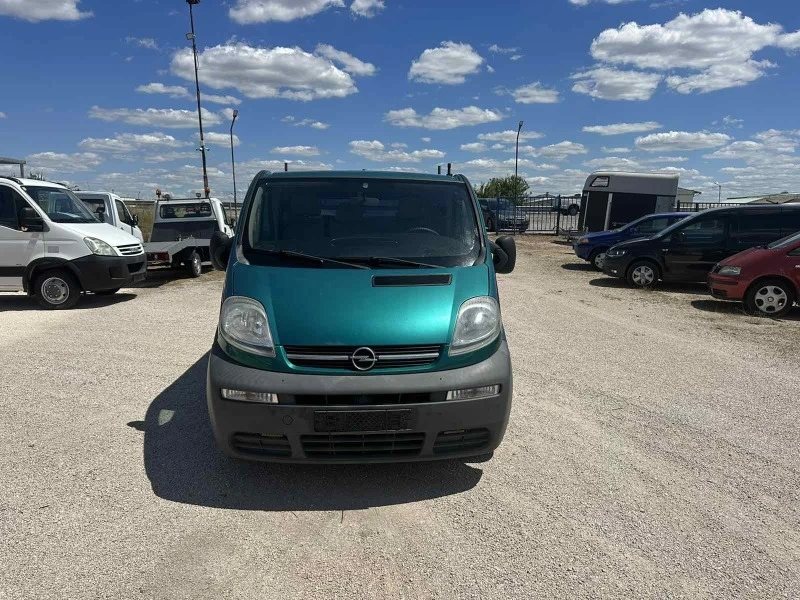 Opel Vivaro, снимка 3 - Бусове и автобуси - 41840044