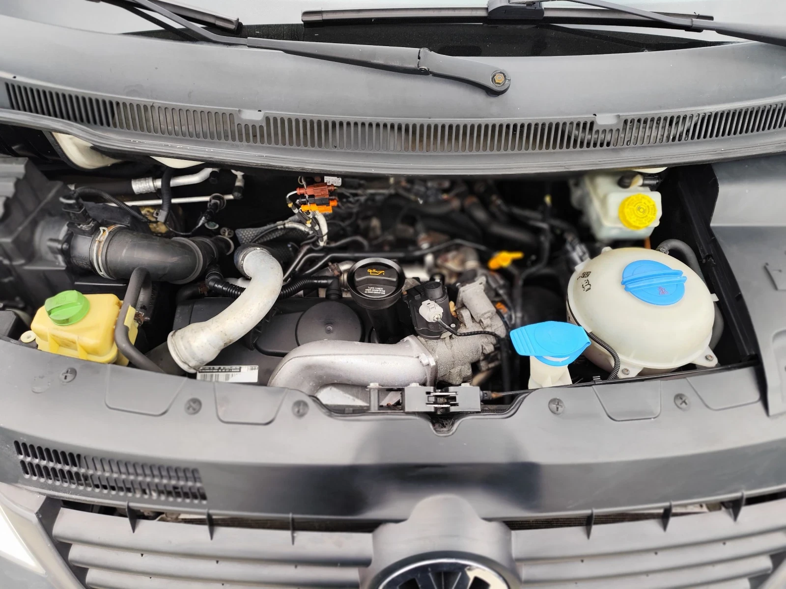 VW T5 2.5 4MOTION Швейцария , снимка 3 - Бусове и автобуси - 54058186