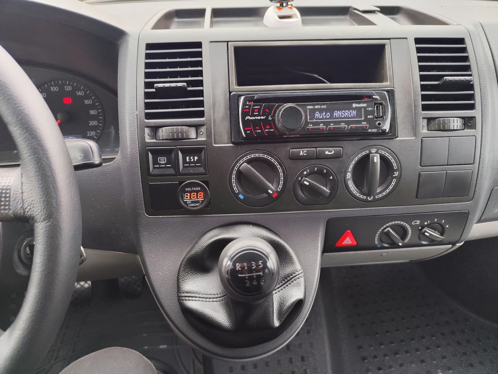 VW T5 2.5 4MOTION Швейцария , снимка 8 - Бусове и автобуси - 54058186