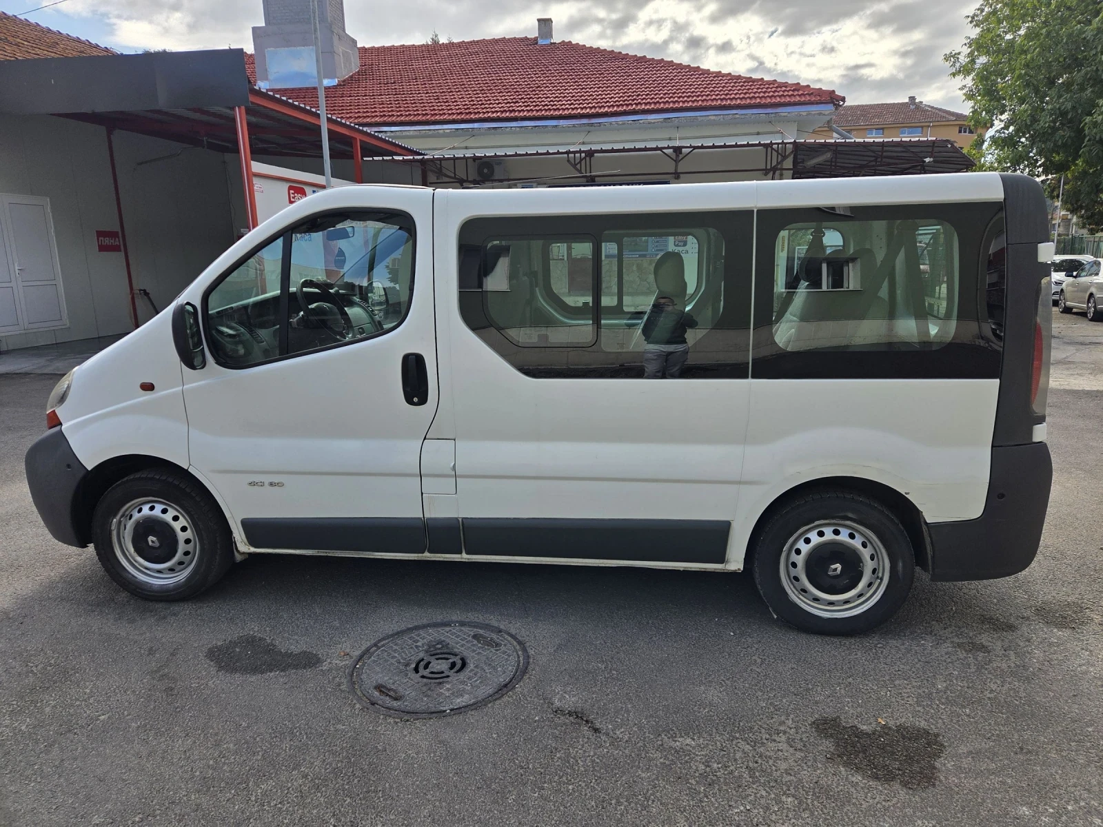 Renault Trafic 1.9TDI, снимка 3 - Бусове и автобуси - 56193033