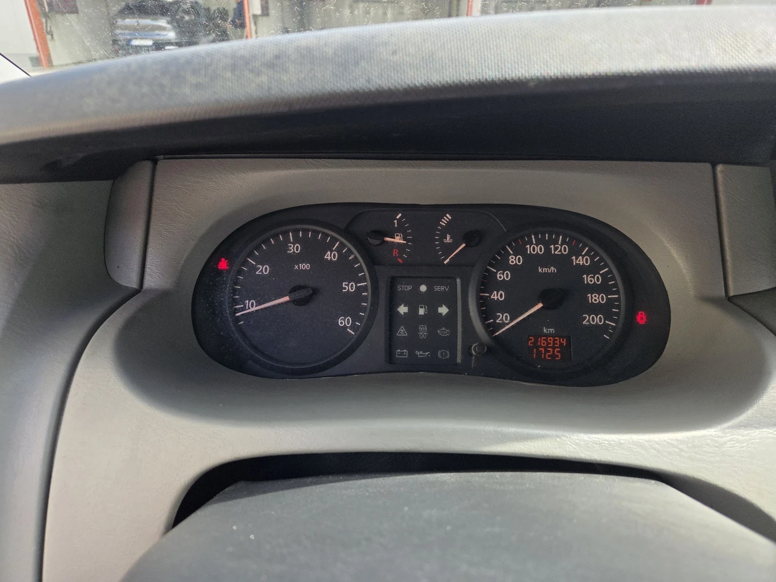 Renault Trafic 1.9TDI, снимка 6 - Бусове и автобуси - 56193033