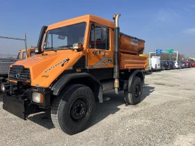  Mercedes-Benz UNIMOG