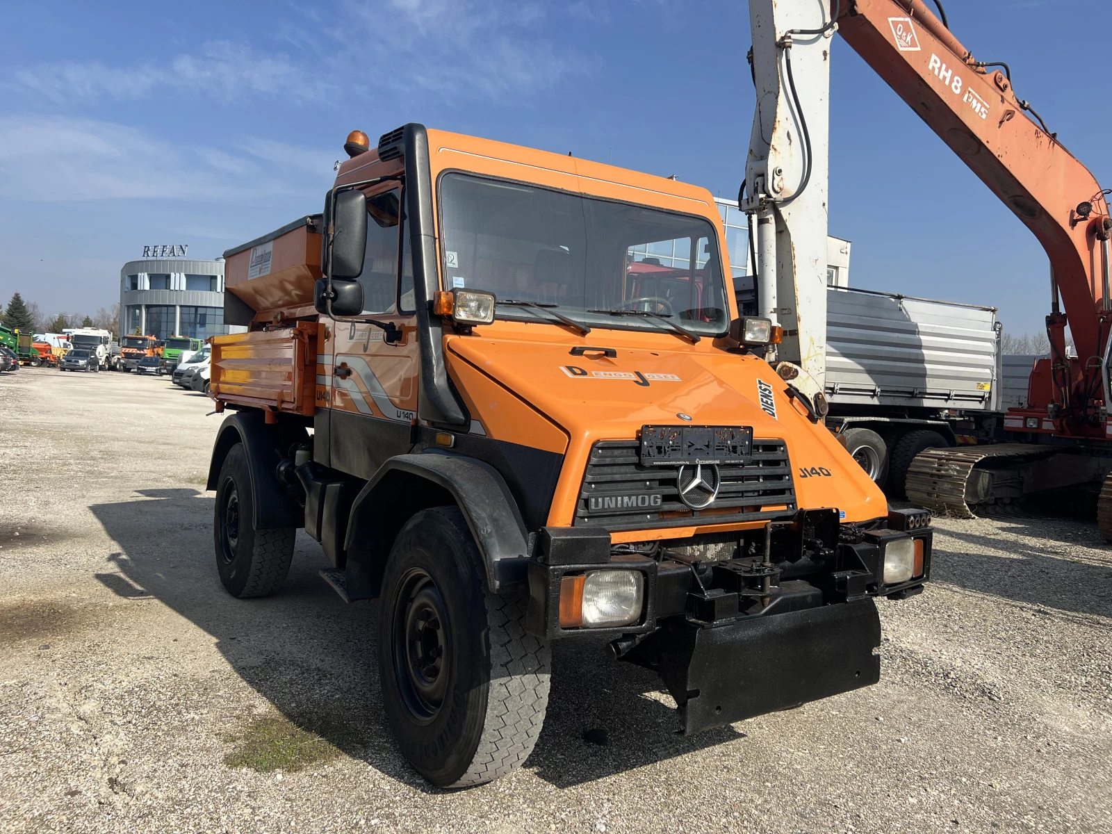 Mercedes-Benz UNIMOG U140, 4x4, Самосвал, ,  - изображение 2