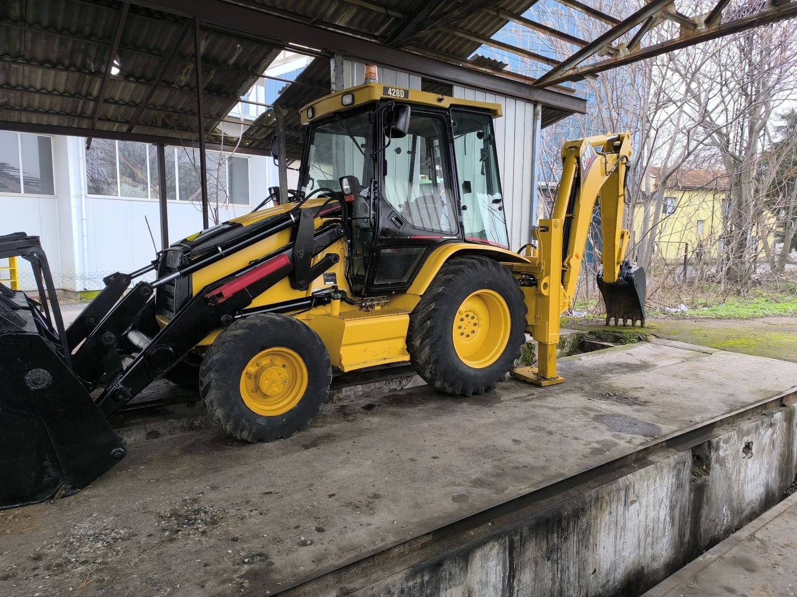 Багер Caterpillar 428D - изображение 2