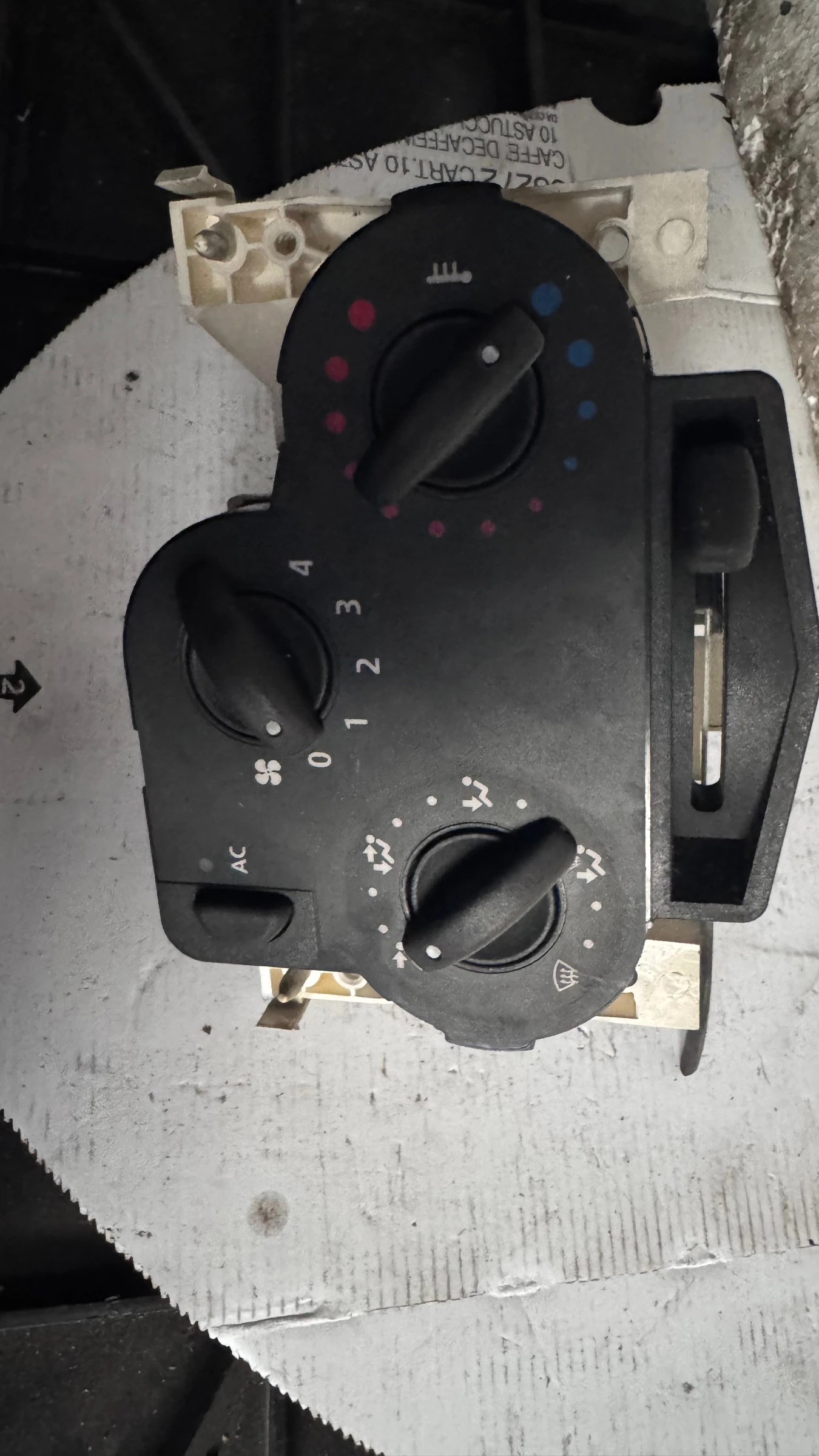   /  /   Dacia Logan  - 69577010 | Mobile.bg   1