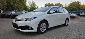 Toyota Auris 1.8 * HYBRID* FACELIFT* KEYLESS* DISTRONIC* SWISS, снимка 1