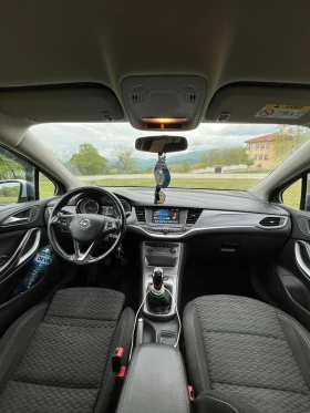 Opel Astra Sport Tourer, снимка 15