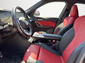 BMW iX1 xDrive30, снимка 6