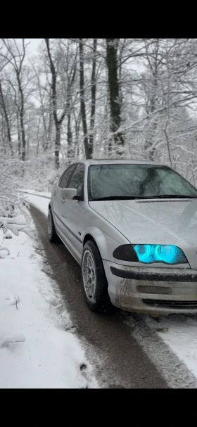 BMW 320, снимка 16