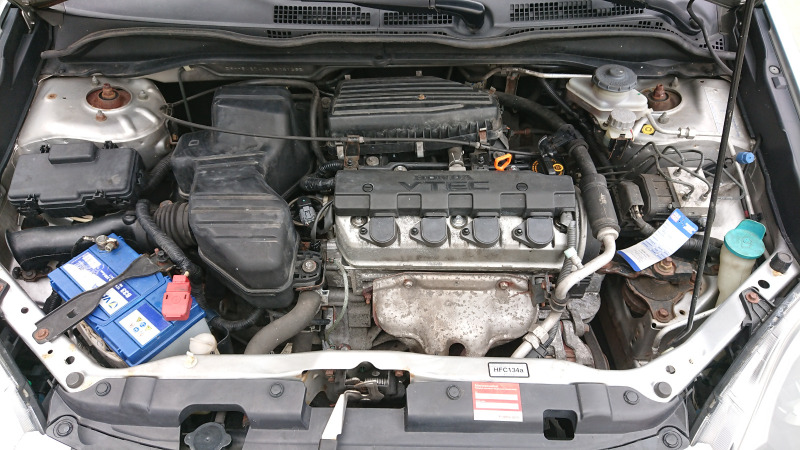 Honda Civic 1.6 бензин 110кс Vtec, снимка 6 - Автомобили и джипове - 42888736