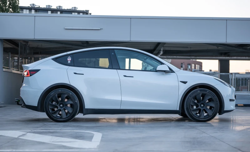 Tesla Model Y, снимка 4 - Автомобили и джипове - 47452998