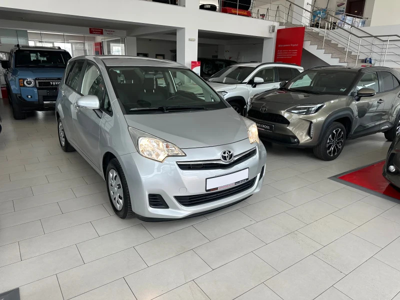 Toyota Verso S, снимка 6 - Автомобили и джипове - 49189610