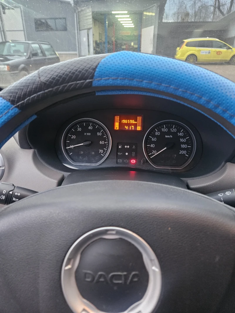 Dacia Sandero, снимка 9 - Автомобили и джипове - 49536417