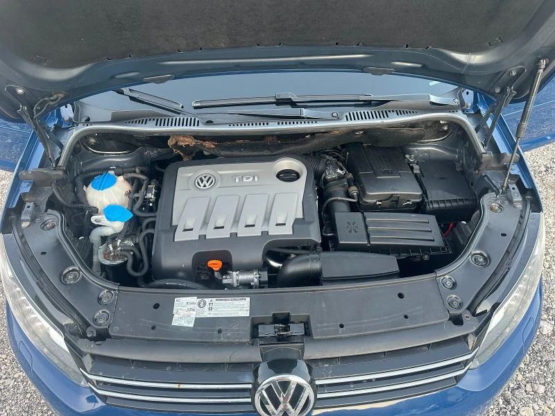 VW Touran 1.6TDI 105kc NAVI FACE, снимка 17 - Автомобили и джипове - 51583545