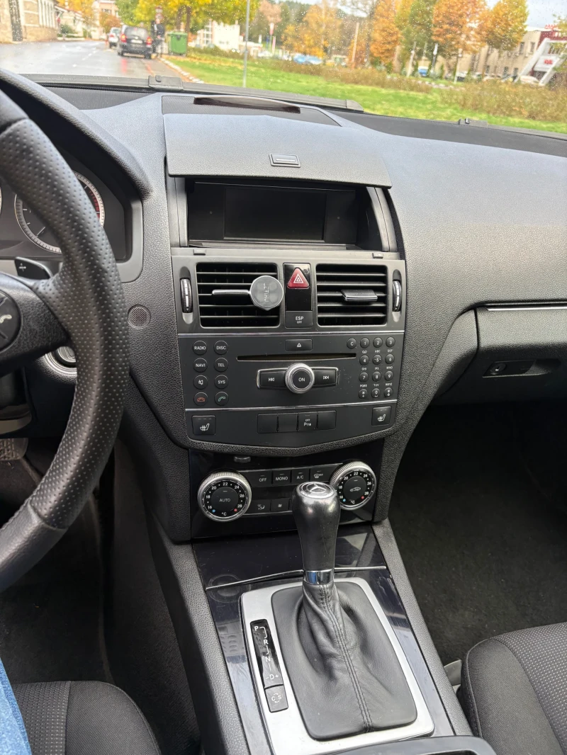 Mercedes-Benz C 220 OM646, снимка 12 - Автомобили и джипове - 52522424