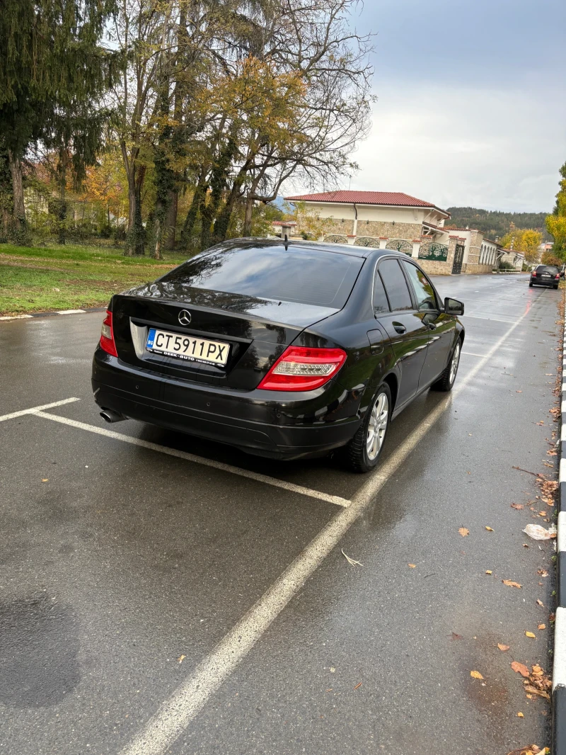 Mercedes-Benz C 220 OM646, снимка 4 - Автомобили и джипове - 52522424