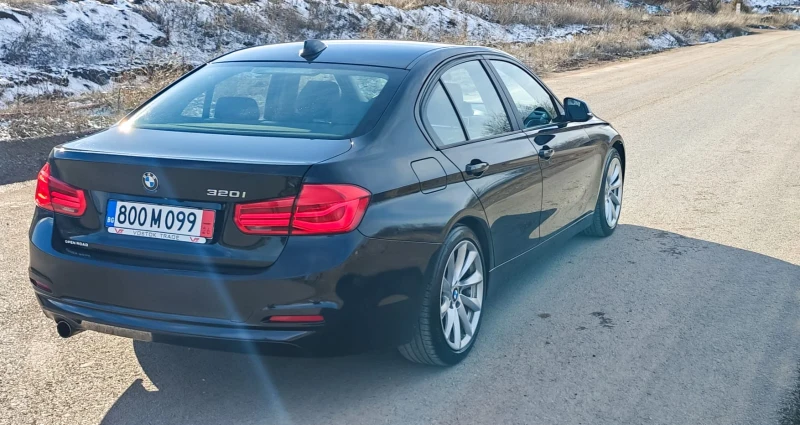 BMW 320 LCI RWD, снимка 6 - Автомобили и джипове - 53048694