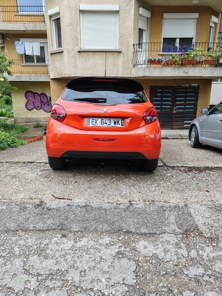 Peugeot 208 1.2 82 ..  6 | Mobile.bg   12