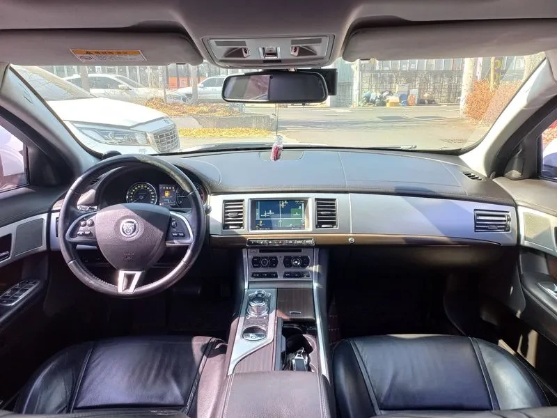 Jaguar Xf 2.2D | Mobile.bg � ����������� 9