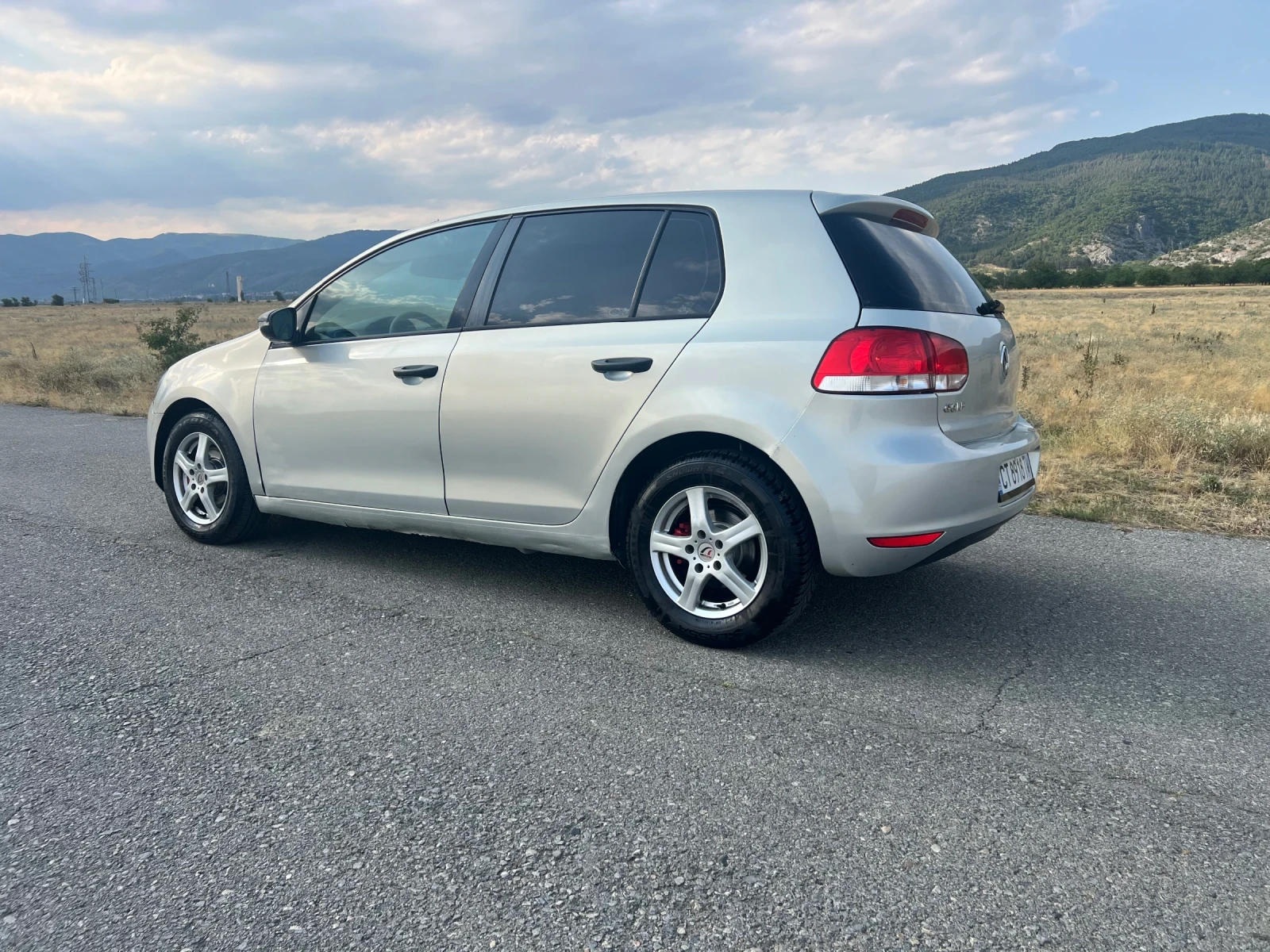 VW Golf TOP 1, 4 75hp LPG NAVI KLIMA - изображение 3