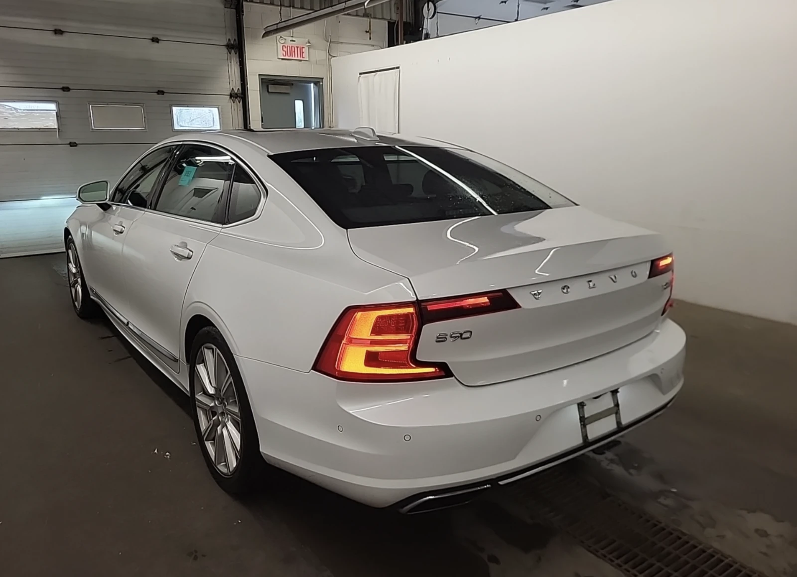 Volvo S90 INSCRIPTION - изображение 4