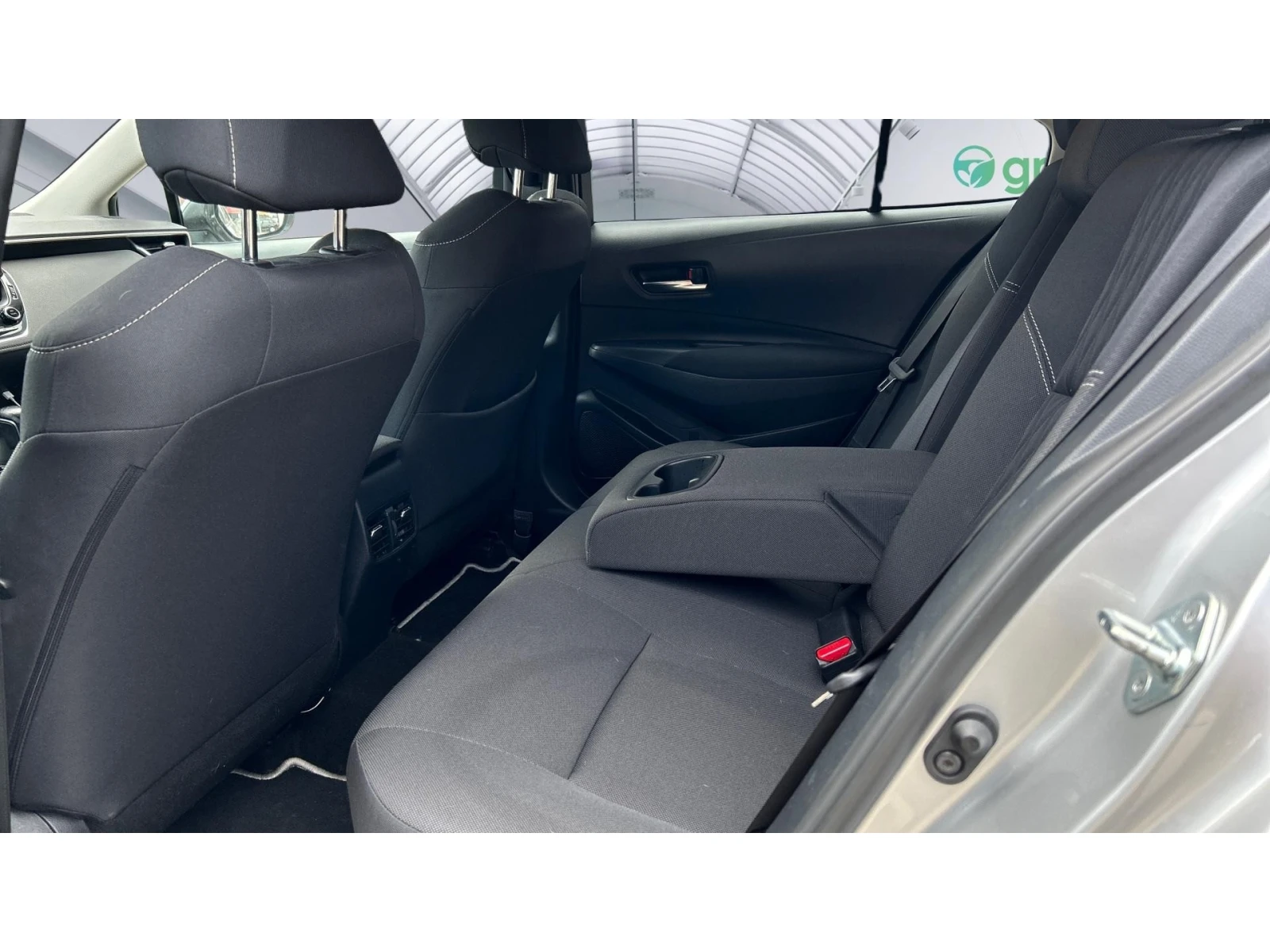 Toyota Corolla 1.8 HSD , ������� ������ �� 299   | Mobile.bg � ����������� 12