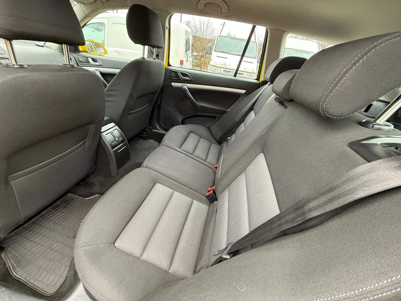 Skoda Octavia 1.9TDI 105�.�. 4�4 | Mobile.bg � ����������� 14