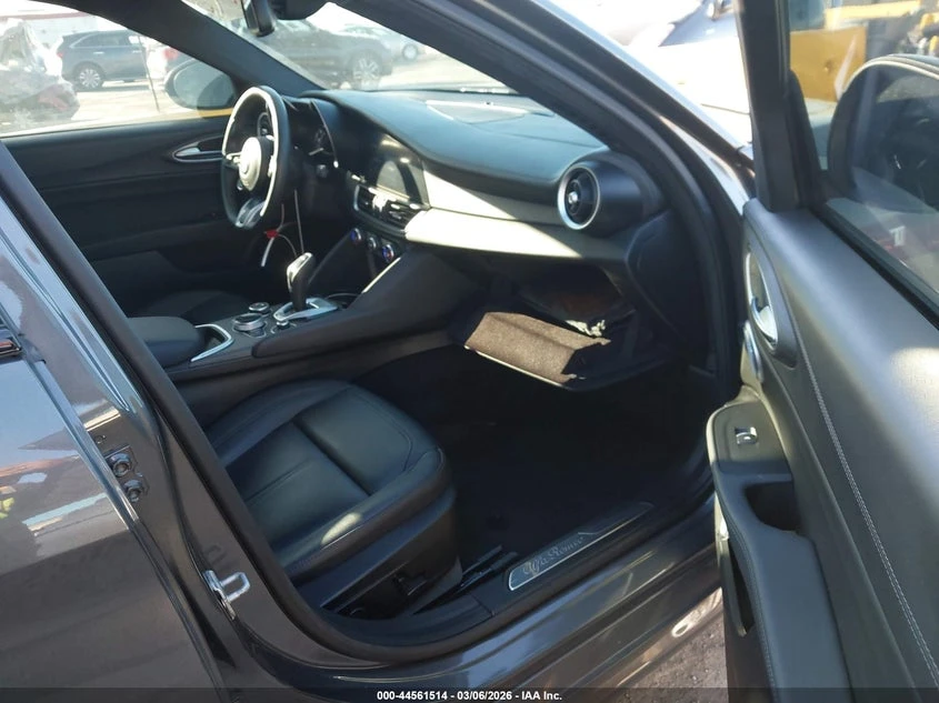 Alfa Romeo Giulia 2023 ALFA ROMEO GIULIA TI AWD | Mobile.bg � ����������� 12
